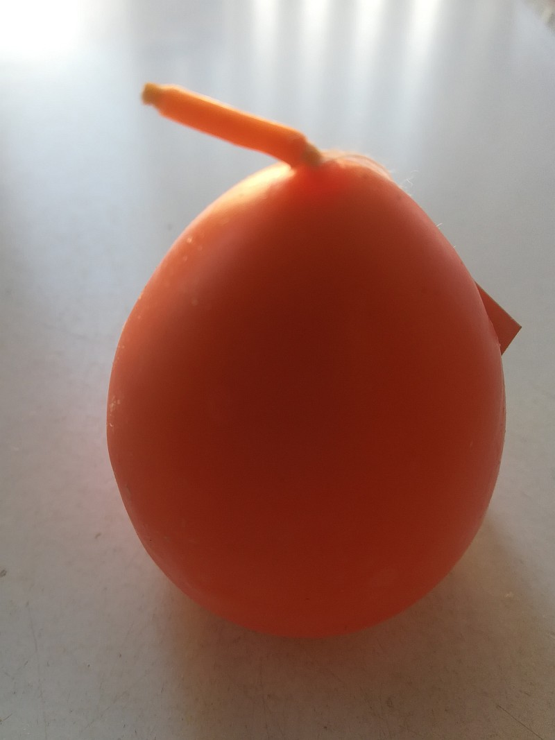 Eierkerze in Hühnerei-Originalgröße (div. Farbe)
